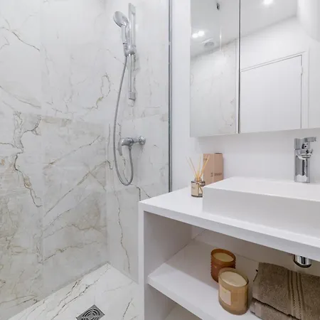 Apartmán Imhost 8 - Lovely At St Michel-notre Dame *